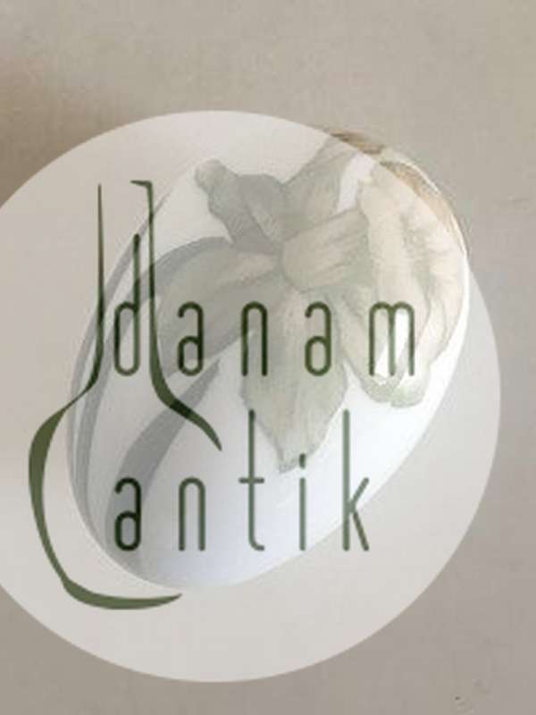 Royal Copenhagen Art Nouveau Æg No 540