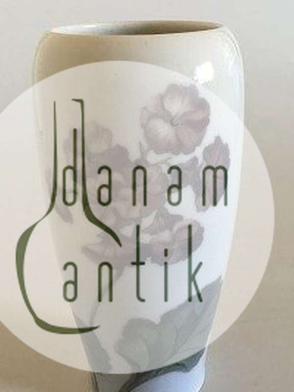 Royal Copenhagen Vase No 727/235 med Blomstermotiv