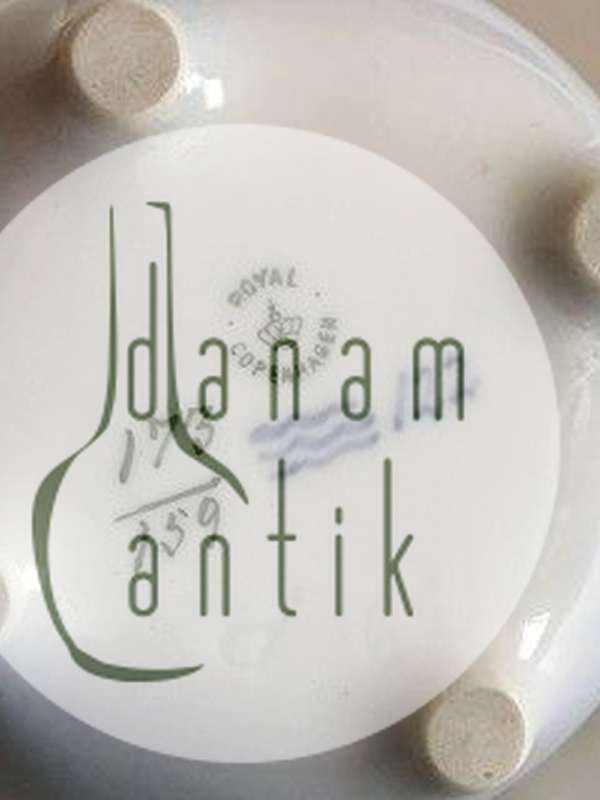 Royal Copenhagen Art Nouveau Vase med Gennembrudt Kant No 173/159