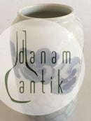 Royal Copenhagen Vase No 285/107 med Stedmoder Blomstermotiv