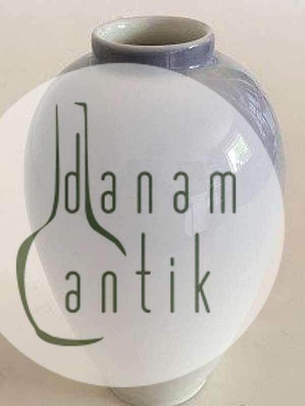 Royal Copenhagen Vase med Fuglemotiv No 1935/47B