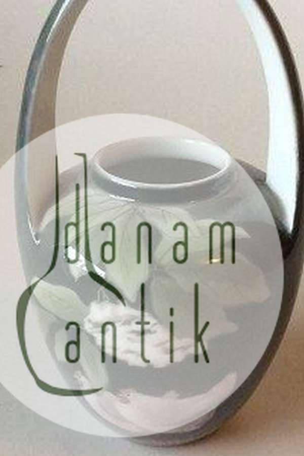 Royal Copenhagen Art Nouveau Vase med Høns No  915/29