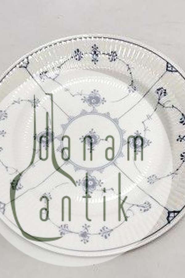 Royal Copenhagen Musselmalet Riflet Tallerken No. 178