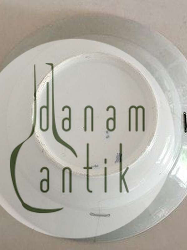 Royal Copenhagen Antique Blue Fluted Plain Deep Plate