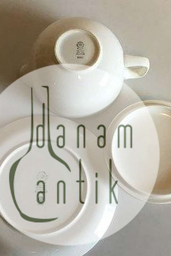 Royal Copenhagen Red Line Butter Dish with Lid and Saucer No 3085/3081