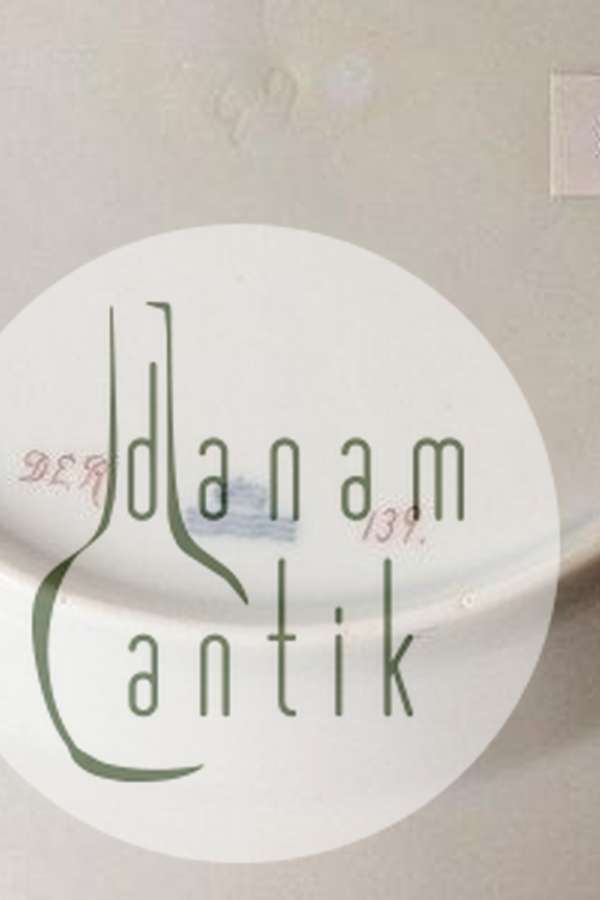 Royal Copenhagen Saksisk Blomst Middags-/Frugttallerken i luksusmodel med gennembrudt kant.