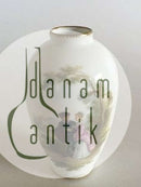 Royal Copenhagen Saksisk Blomst Vase med Romantisk Scene af Henning Larsen (Gamle Larsen)