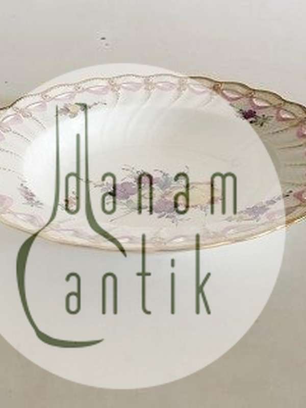 ロイヤルコペンハーゲン サクソンフラワーディーププレート（透かし