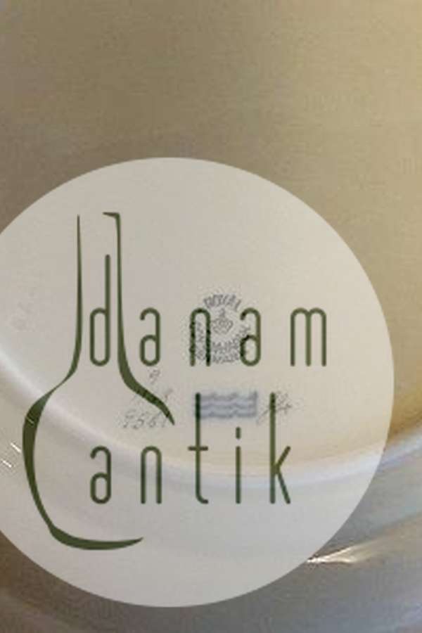 Royal Copenhagen Fish Service No 1168 Dinner Plate No 9/1168/9581