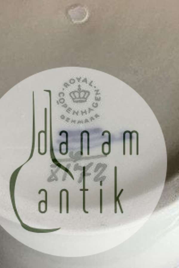 Royal Copenhagen Blå Blomst Flettet Lågfad No 8172