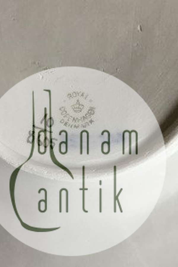 Royal Copenhagen White Blue Flower Angular Oval Serving Dish No 8605