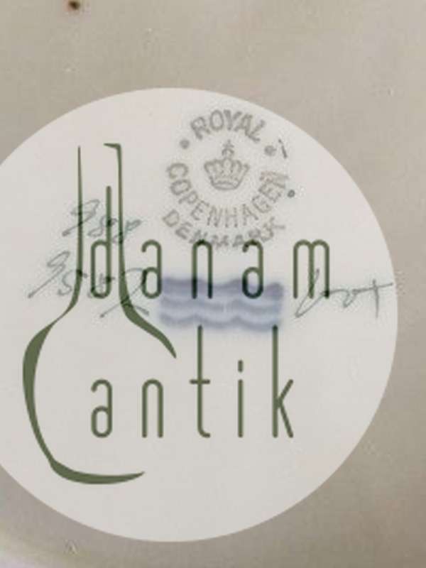 Royal Copenhagen Dagmar Dyb Tallerken No. 9587