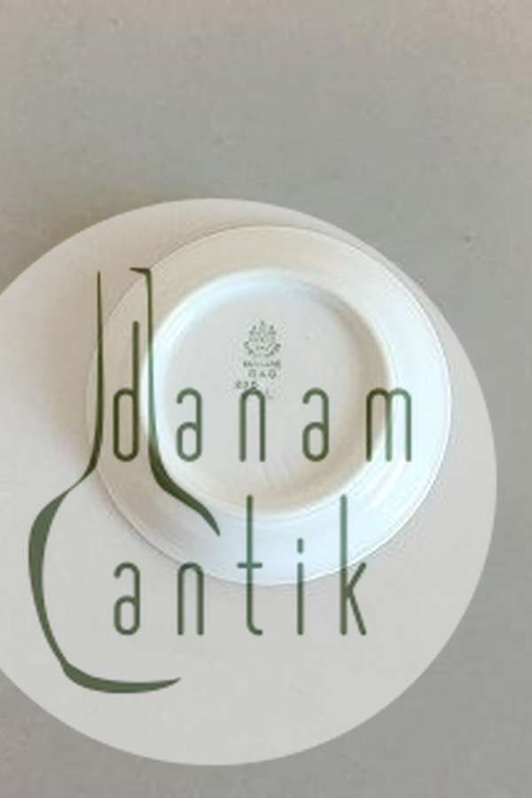 Bing & Grondahl Saxon Flower, White Small Dish No 236