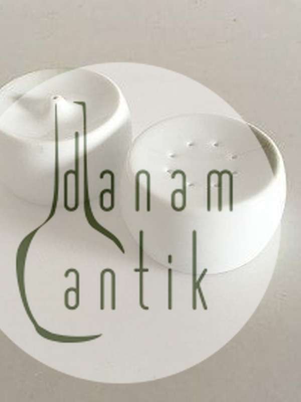 ビング＆グロンダール ホワイト ヘニングコッペル ソルト＆ペッパーシェーカー No 532、No 542