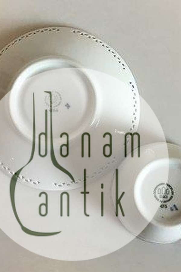 Bing & Grondahl Kronberg with pierced border Coffee Cup and Saucer No 475