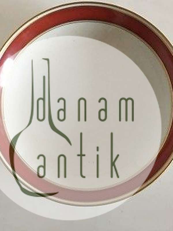 Bing Grondahl Egmont深盘/碗22号。白色带酒红色边缘和金线