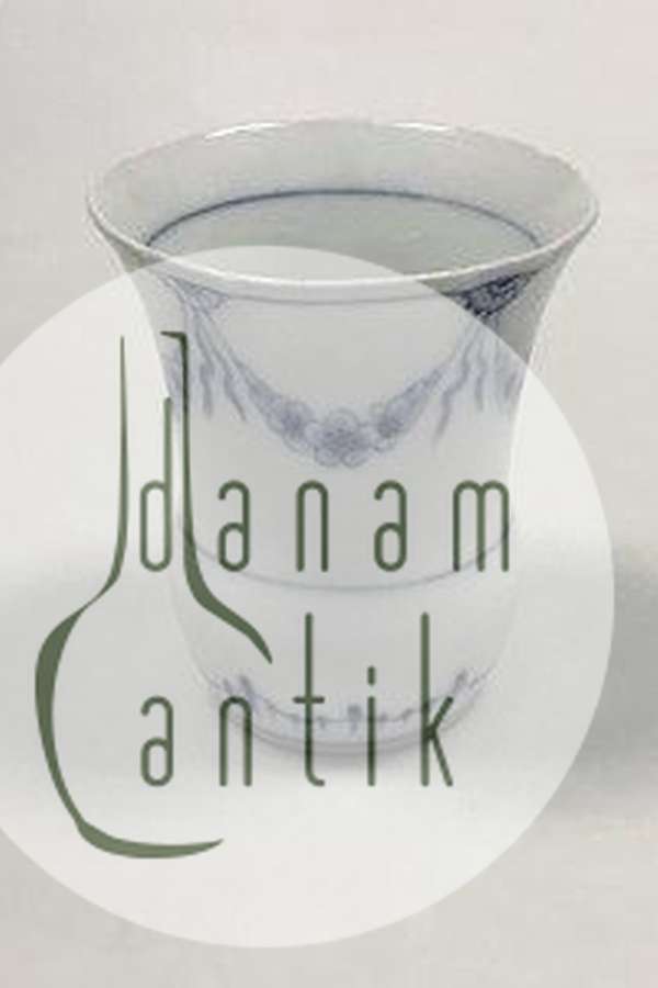 Bing & Grøndahl Empire Vase No. 191