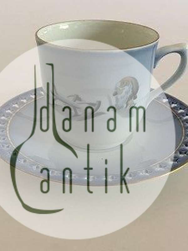 Bing & Grøndahl Harald Wiberg Julestel Kaffekop med Underkop No. 3504/305