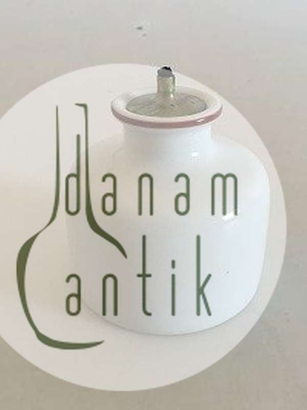 Bing og Grøndahl Olie Lysestage No. 373 fra Apotekerserien