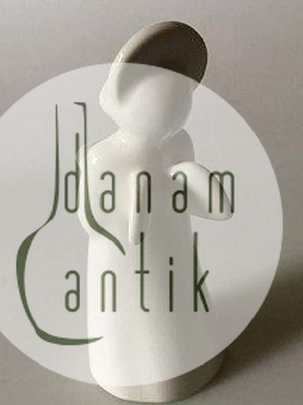 Royal Copenhagen Blanc de Chine Engel Figurine