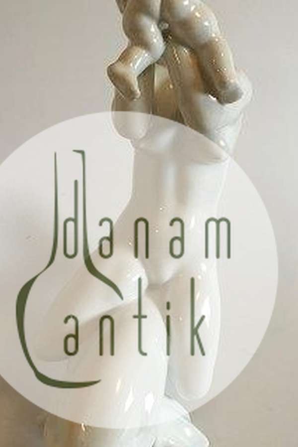 Bing og Grøndahl Figur No. 4057 - Kvinde på delfin kysser barn