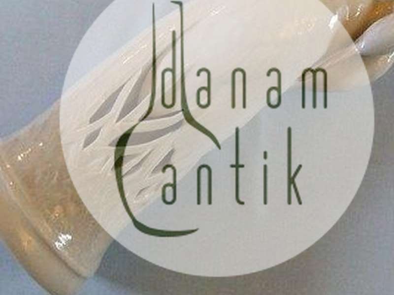 4872【美品】ロイヤルコペンハーゲン フィギュア オブ ヘイル No 3002