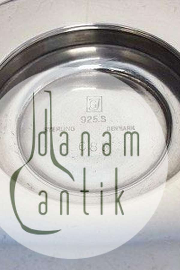 Georg Jensen Pyramide Sterling Sølv opsat af Harald Nielsen No 688