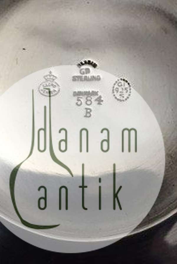 Georg Jensen Stor Skål i Sterling Sølv af Gustav Pedersen No 584B