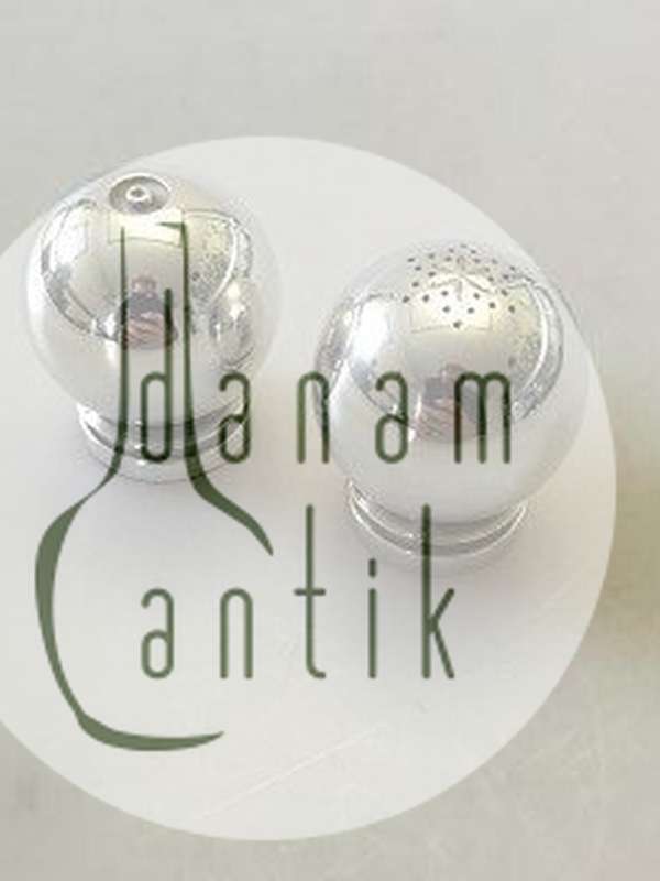 Georg Jensen Sterling Silver ピラミッド型ソルト＆ペッパーシェイカー No 632