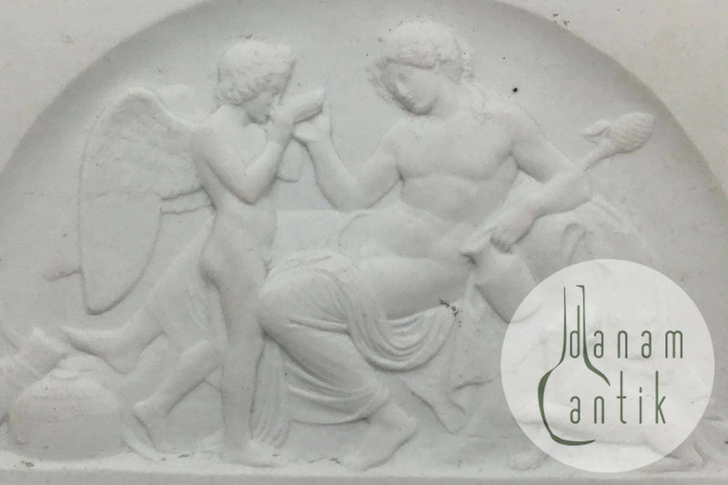 Royal Copenhagen Biscuit Platte Amor hos Bacchus No 66