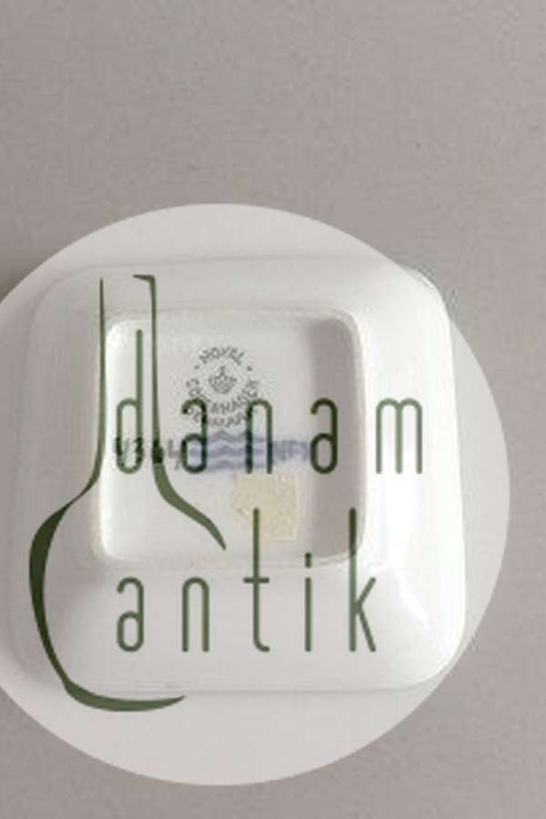 Royal Copenhagen Plaquette Ø.K  No  4364