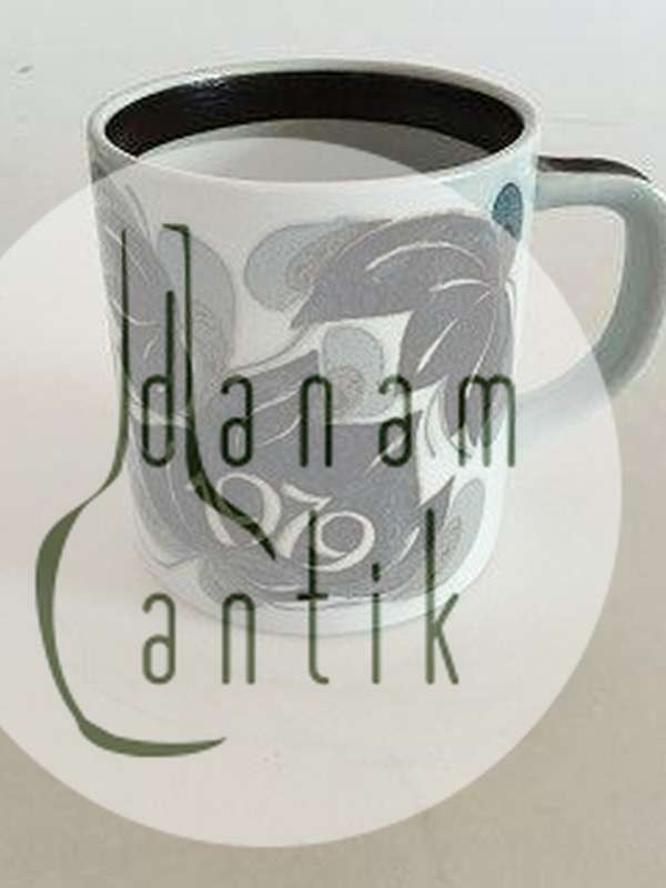 Royal Copenhagen Stort Årskrus 1979 (uden sølv plade )