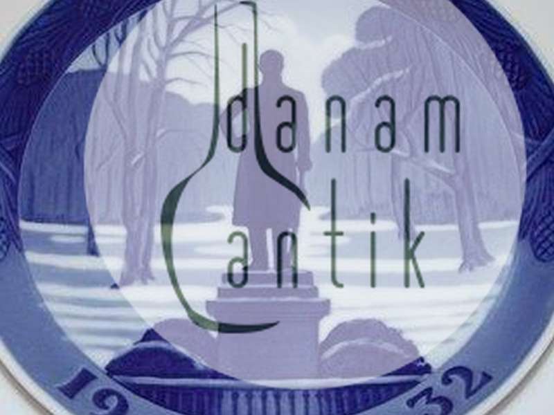 Royal Copenhagen Kgl. Juleplatte 1932