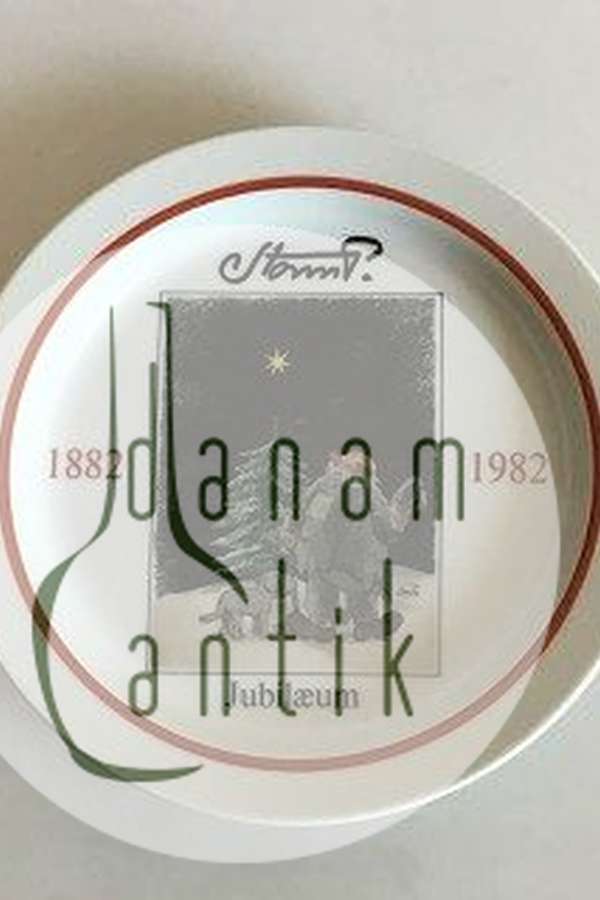 Royal Copenhagen Storm P Jubilæums Platte no. 5