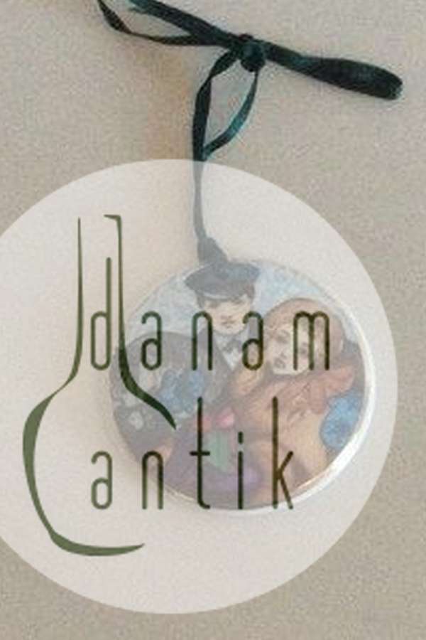 Royal Copenhagen Kære Familie Ornament fra 1992