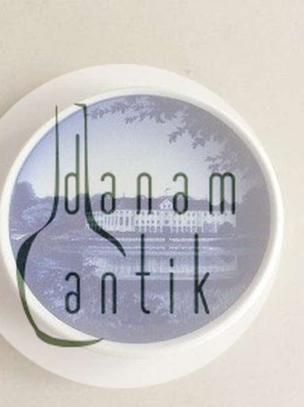 Royal Copenhagen 2010 Plaquette No 303 Gavnø Slot