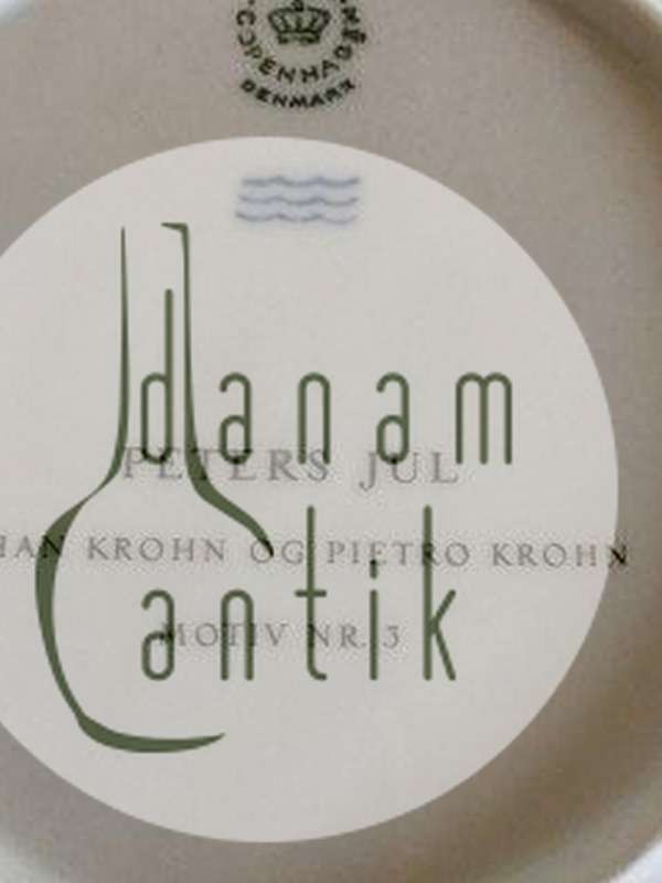 Royal Copenhagen Peters Jul Tallerken Motiv no. 3.
