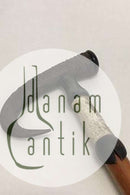 Spadserestok af lakeret træ med håndtag af horn