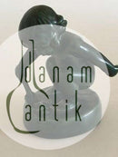 P. Ipsens Enke Keramisk Figurine af Lille Pige med Skovl i Grøn Glasur No 889