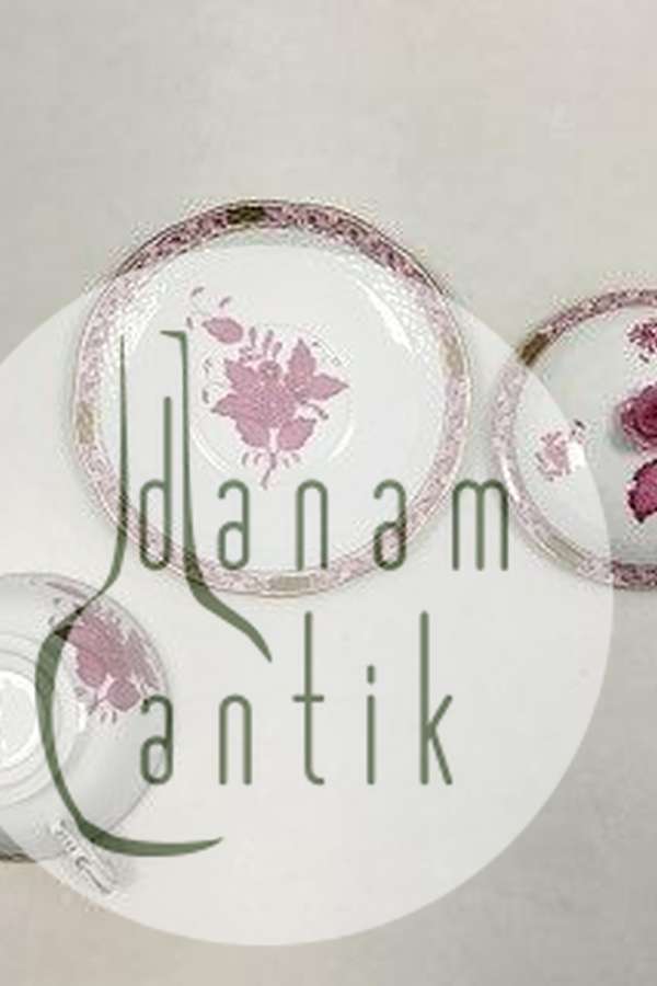 Herend Hungary Apponyi Purpur Bouillonkop No 744