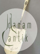 Großer Lagkage Servierlöffel in Silber mit schönen Mustern von 1913