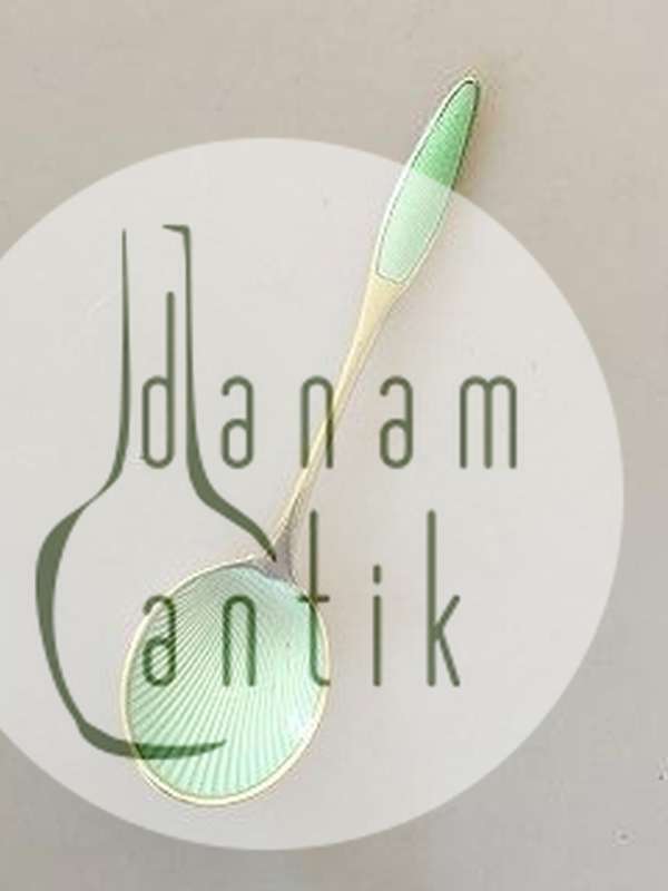 フリガナ：スターリングシルバー（金メッキ）グリーンエナメルスプーン