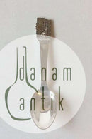 H.C.アンデルセン フェアリーテイル スプーン（シルバー）。剣の棒を持った少女。