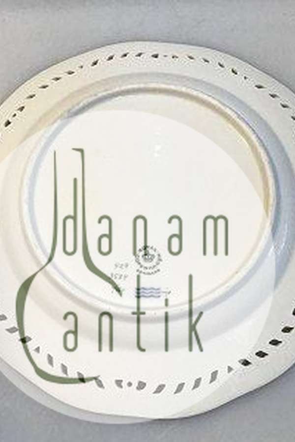 Royal Copenhagen Flora Danica Frugttallerken No 429/3584