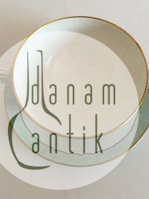 Royal Copenhagen Grøn Svejfet Bouillonkop og Underkop No 1872