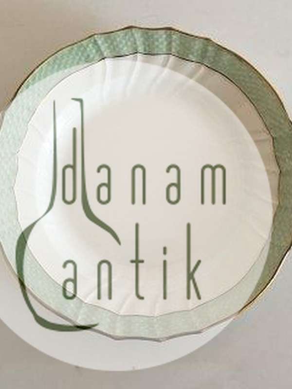 Royal Copenhagen Grøn Svejfet Dessert Tallerken No 1624