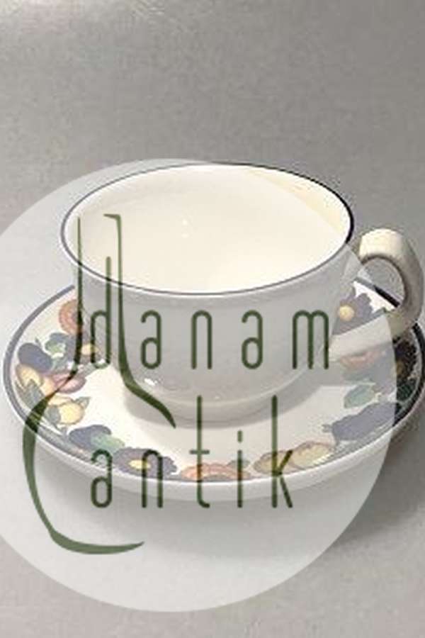 Royal Copenhagen Golden Summer Coffee Cup and Saucer No. 072+073