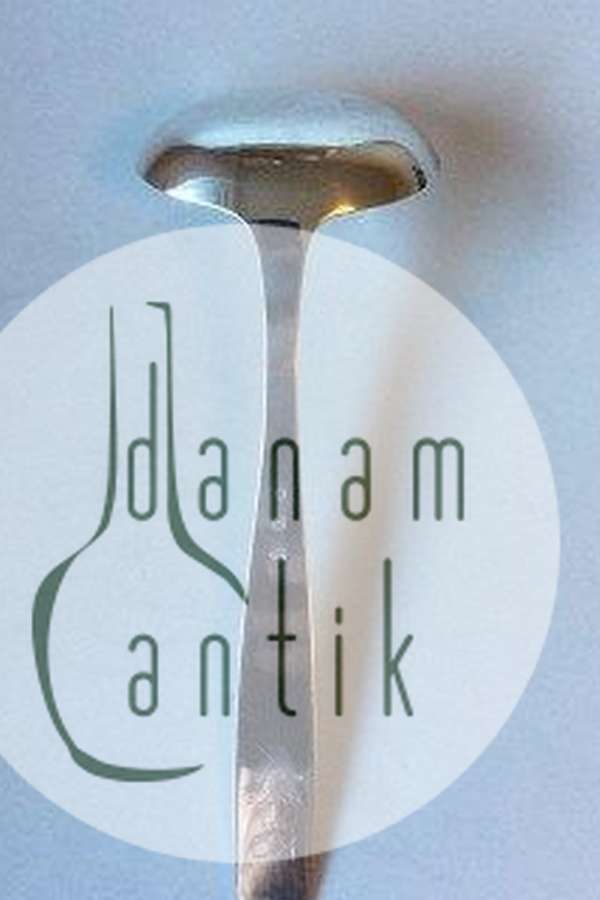 Stor suppeøse af tre-tårnet sølv.