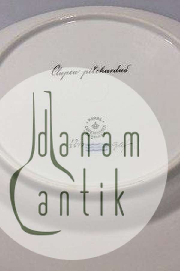 Royal Copenhagen Flora Danica Fisketallerken No 19/3549.