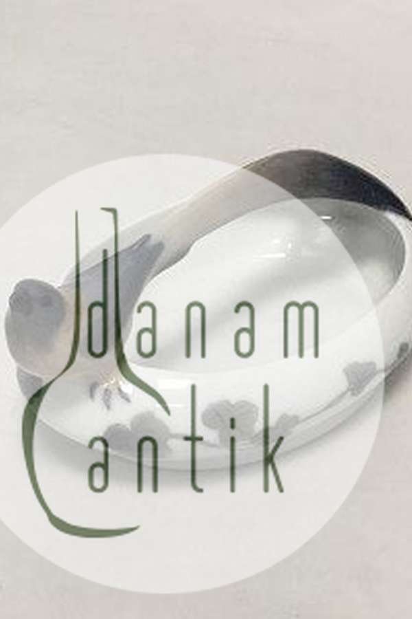 Royal Copenhagen Art Nouveau Fugleskål No 753/376